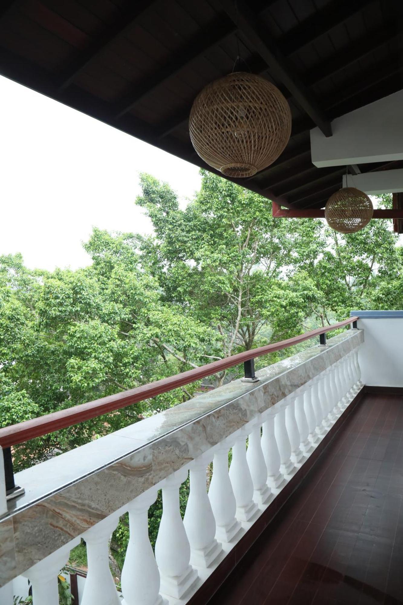 Crystal Wave Holiday Resort Polhena マータラ エクステリア 写真